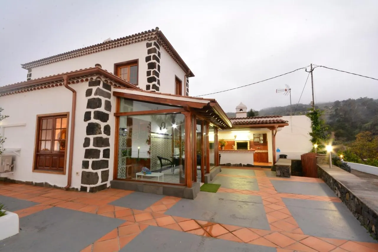 Villa Finca Los Castanos - Panoramic View Santa Cruz de Tenerife Spain